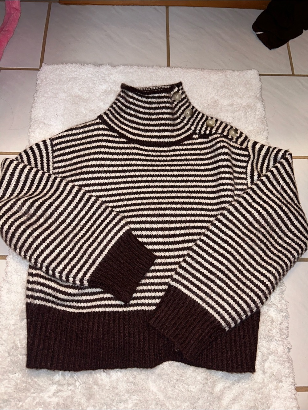 Women’s Purple and White Turtleneck Sweater